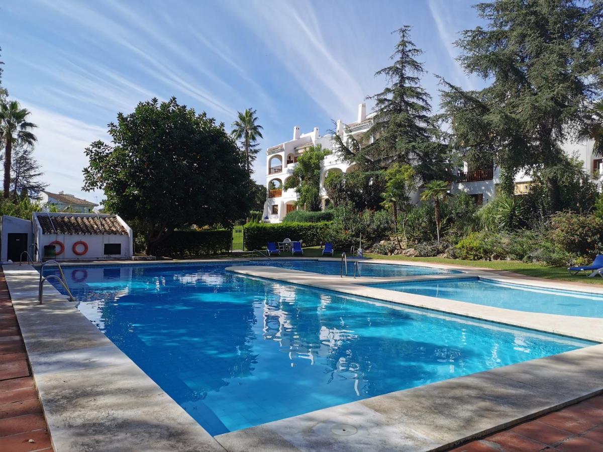 Nueva Andalucia - Penthouse Appartement Marbella Buitenkant foto